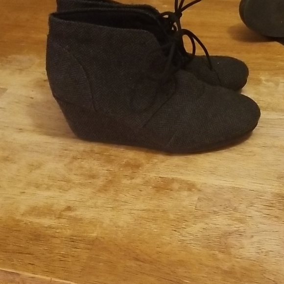 Grey Platform boot - Picture 3 of 4